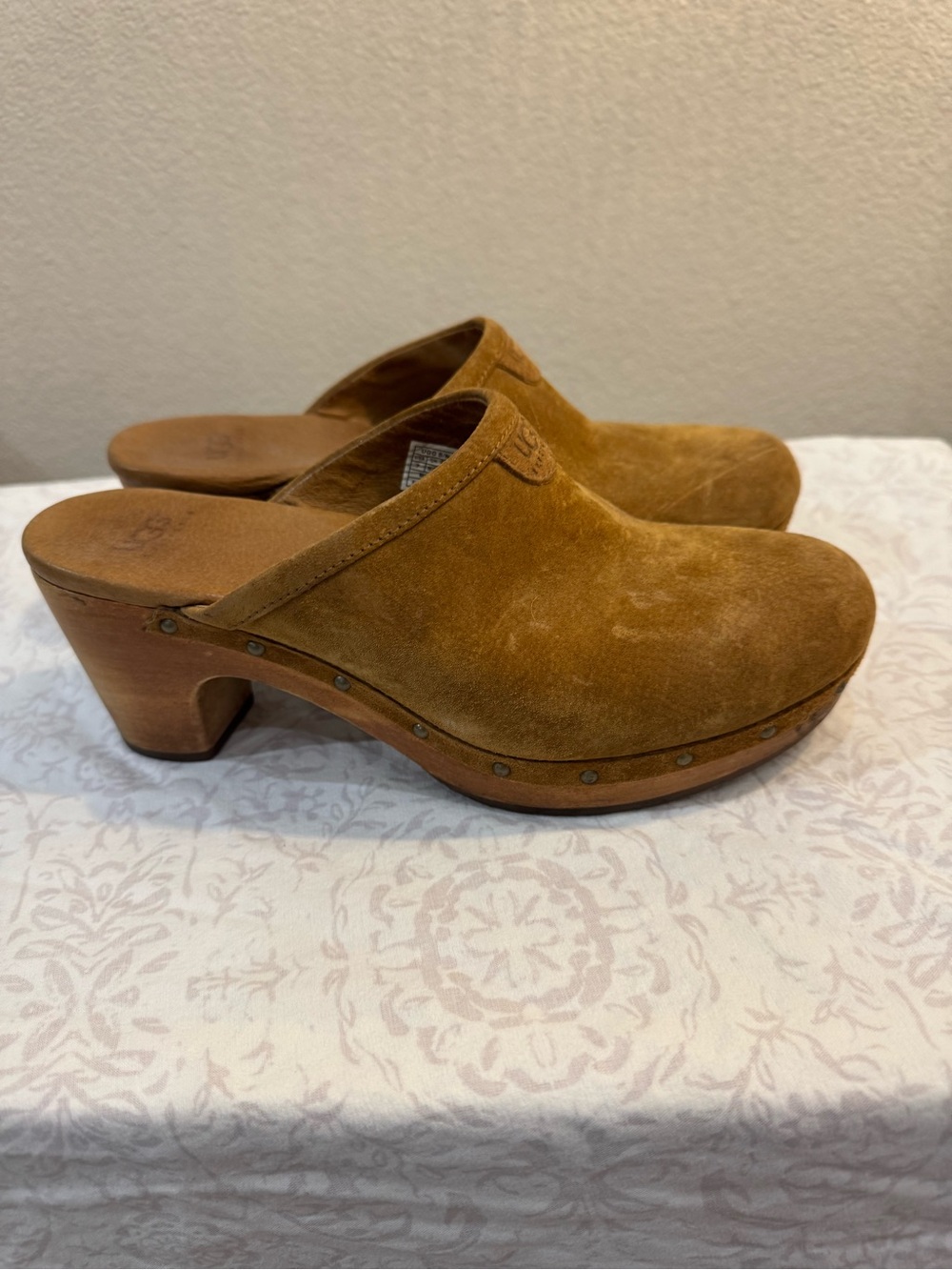 UGG Women's Suede Clog Mules in Chestnut